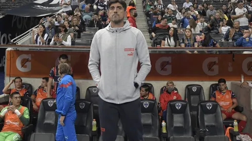 Paunovic lanzó su advertencia a los líderes internos de Chivas y elogió al Pocho