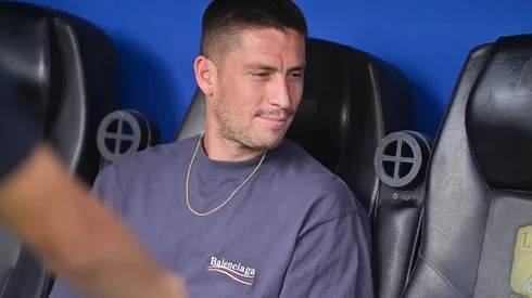 El delantero se encuentra gestionando su salida y la directiva de Chivas se la negó