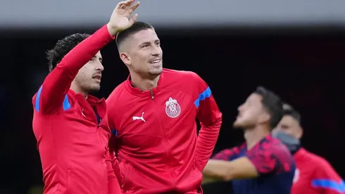 Jugadores de Chivas rifan dinero para los utileros como premio por su trabajo: ¡Héroes sin capa!