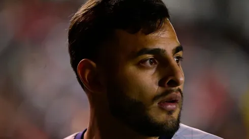 Exfutbolista vislumbra de qué se trata la lesión de Alexis Vega y por qué salió de la cancha en el partido entre Chivas y San Luis