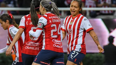Las rojiblancas debutaron en casa con una autoritaria goleada sobre las Pumas UNAM