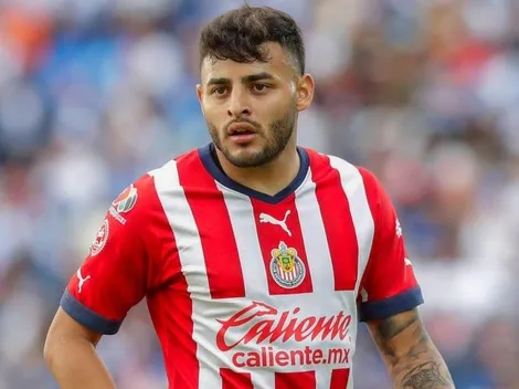 Los 10 futbolistas que brillaron fuera de Chivas