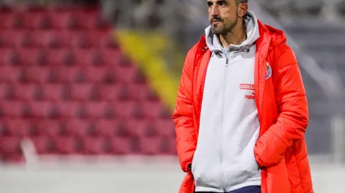 Paunovic presentó una alternativa a la directiva de Chivas ante la negativa de reforzar la defensa