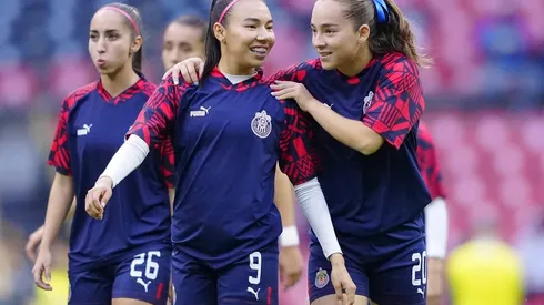 Gaby Valenzuela anotó un gol y Luisa de Alba marcó un doblete para vencer a Santos Laguna