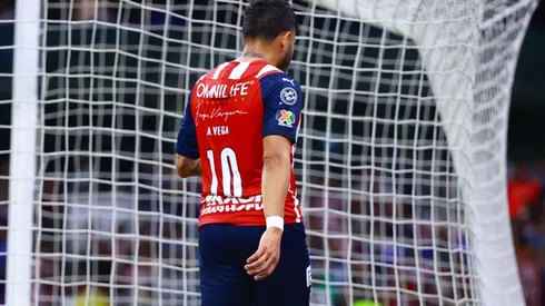 Adiós a Chelsea y Celta: Los nuevos clubes de Europa que vienen a Chivas por Alexis Vega