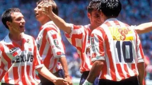 Se reúnen campeones de Chivas 25 años después