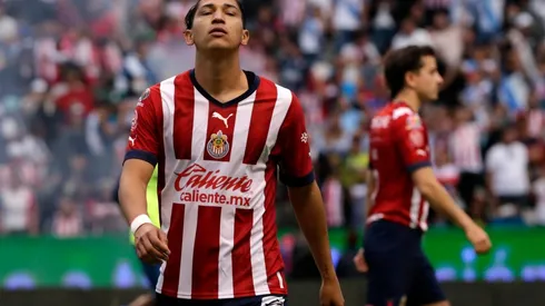 Noticias de Chivas hoy 14 de diciembre: Alexis Vega no reportará con Guadalajara en Copa Sky; Angulo todavía puede tirar el fichaje del Pocho Guzmán; revela Hans Westerhof que no hay preparación en técnicos del Rebaño