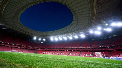 Chivas culmina su gira de dos partidos en España con la visita a la Catedral de San Mamés