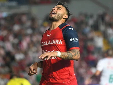 El problema que se le viene a Chivas con Alexis Vega