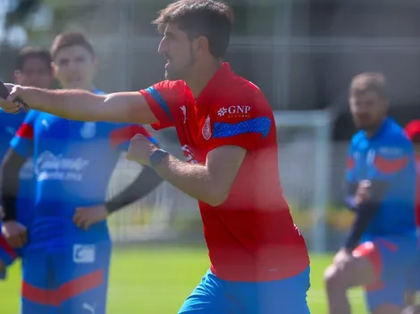 Paunovic trabaja al reemplazo de Vega