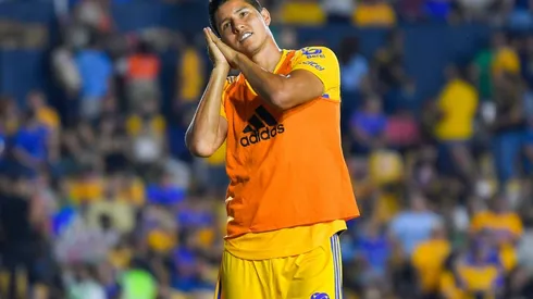 ¿Por qué Hugo Ayala no es candidato para reforzar a Chivas?