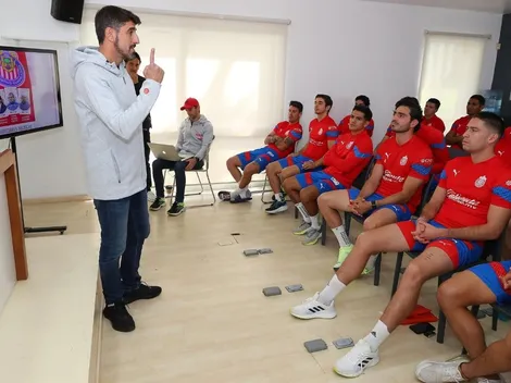 El primer encuentro de Paunović con la plantilla
