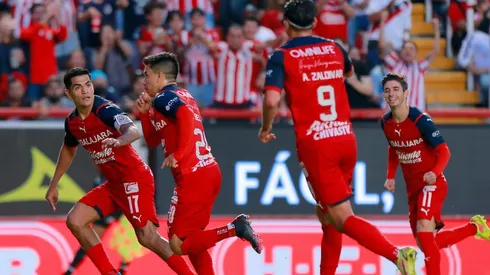 Los seis refuerzos que busca Chivas