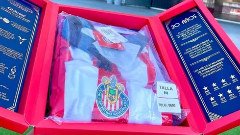 Muchos aficionados adquirieron la especial edición conmemorativa de la familia Vergara