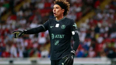 ¿Memo Ochoa en la Chivas?
