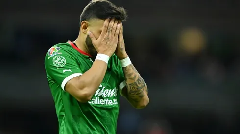 ¿Alexis Vega no jugará con Chivas?