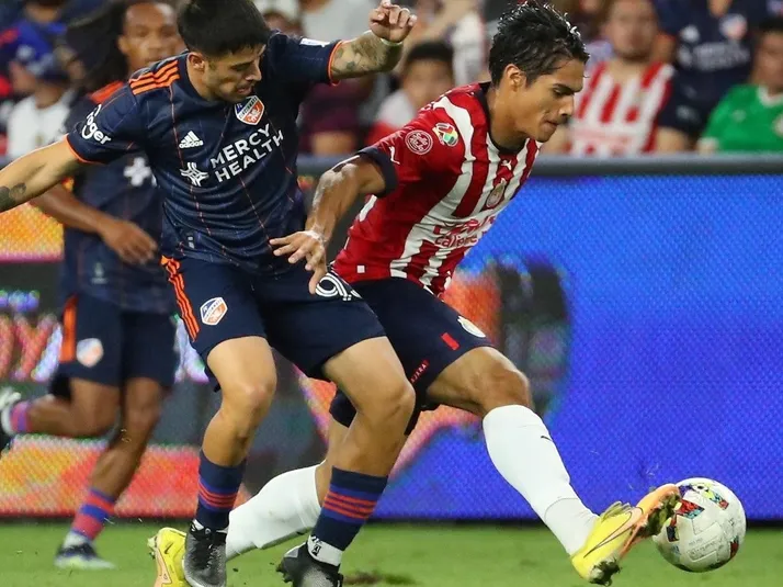 Chivas hará pretemporada en España