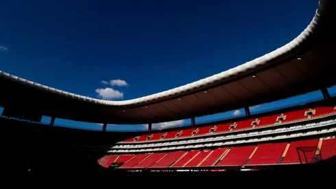 Así está la cancha del Estadio Akron, tras los conciertos