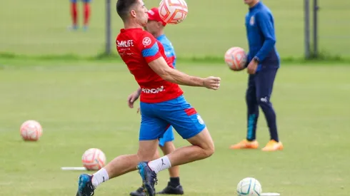 Santiago Ormeño trabaja en Verde Valle para adueñarse de un lugar en la alineación