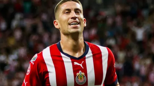 Santiago Ormeño consiguió su primer gol con la playera rojiblanca y no pudo ocultar su felicidad