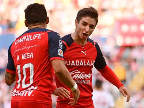 Isaac Brizuela aclara que no calló a la afición de Chivas