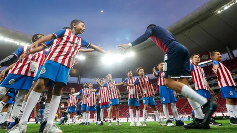 El volante que entró de variante en el empate del Clásico Tapatío sorprendió a Rafa Márquez Lugo