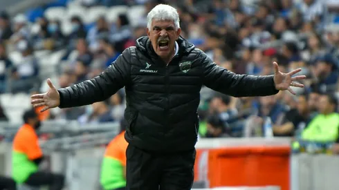 Lo que Chivas tendría que pagarle al Tuca Ferretti