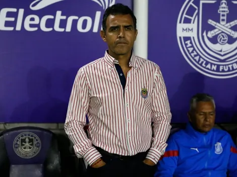 Deja su futuro en manos de la directiva