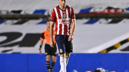 Santiago Ormeño quedó sólo tras su desafortunado debut, ni el técnico Cadena lo defendió en conferencia