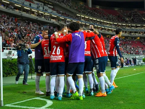 Un goleador está por regresar a Chivas