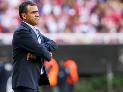 ¿Cadena en riesgo? Repite el libreto del Flaco Tena