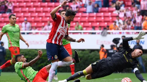 Hubo sectores enteros de las tribunas que se notaron vacías en el Estadio Akron