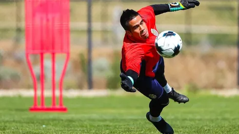 Chivas pudiera atraer algún portero de primer nivel en un cambio por Chofis López