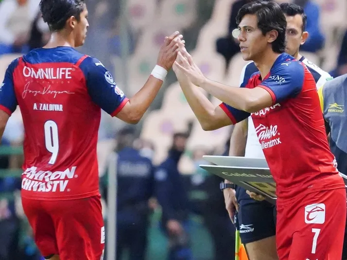 La épica reacción de la afición a los dorsales