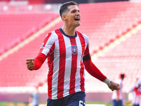 Pletórico debut del Tapatío con voltereta