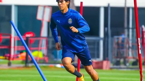 José Juan Macías entrenó separado del grupo principal y pudiera perderse la primera fecha