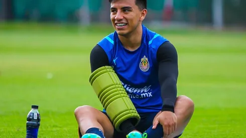 Beltrán fue recibido de forma emotiva por el cuerpo técnico de Ricardo Cadena