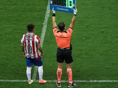 Chivas analiza a quién pedirá en cambio por Chofis