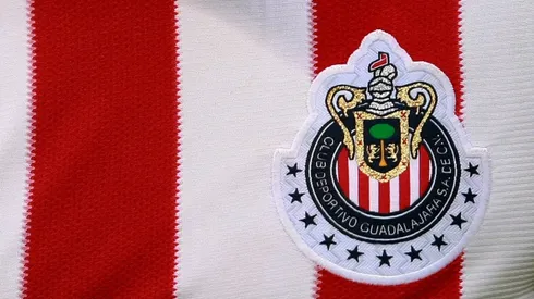 Ajax quiere a alguien de Chivas