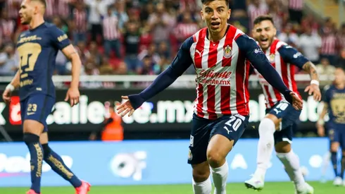 Fernando Beltrán anotó tras una exquisita combinación con Alexis Vega frente a Pumas