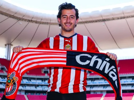 Chivas se blindó con un contrato especial para Alan Mozo
