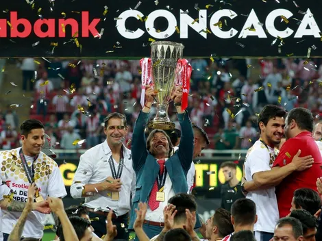 ¿Quién es el entrenador que más títulos ha ganado con Chivas?