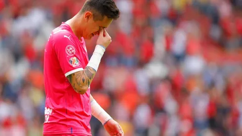 Raúl Gudiño no se quiere ir de Chivas