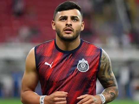 Alexis Vega enciende las alarmas en Chivas 