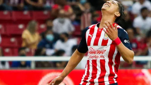 En terribles condiciones la cancha del Estadio Victoria para el Chivas-Necaxa