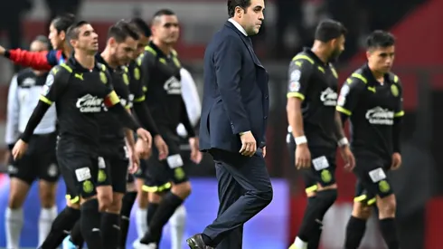 Marcelo Michel Leaño se marcha de Chivas sin estar presente en su último partido como técnico rojiblanco