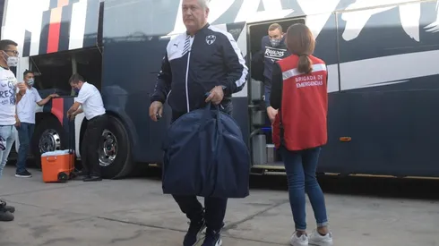 Víctor Manuel Vucetich ya habría definido hasta su alineación inicial para el regreso a Guadalajara tras su despido