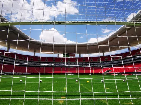 Pésimas condiciones de la cancha del Estadio Akron