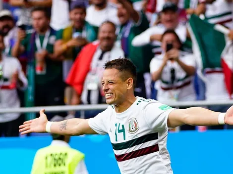 Chicharito “es un centro delantero normalito”: Luis García