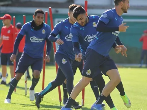 Alexis Vega reaparece en entrenamiento para visita a Toluca